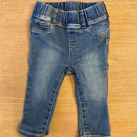 GAP Stylish Blue Denim Baby Jeans - Picture 1 of 3